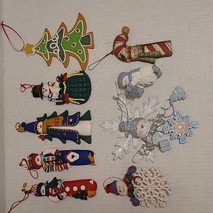 Set of 9 Christmas Ornaments